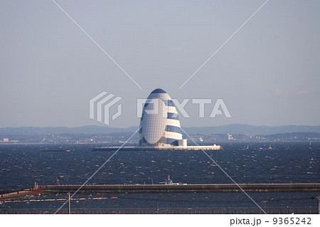 東京湾アクアライン風の塔の写真素材