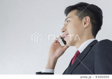 赤ちゃんと父母 9366000