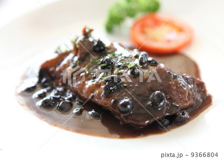 Duck confit , Roasted duck with blueberry sauce 9366804