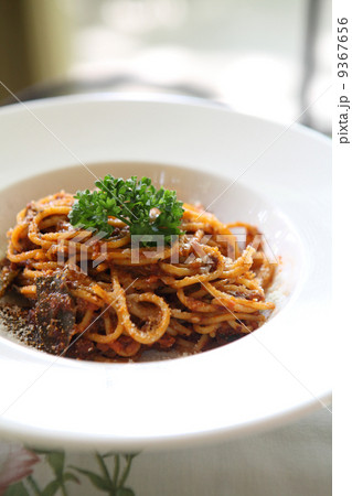 spaghetti beef bolognese 9367656