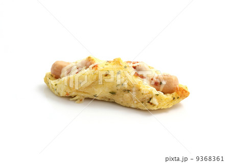 Sausage sandwich isolated in white background Sausage sandwich isolated in white background 9368361