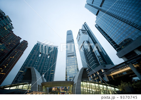 View to the skyscrapers 9370745