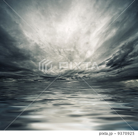 Big ocean wave breaking the shore Big ocean wave breaking the shore 9370925