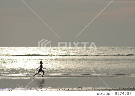 silhouette view activity 9374387