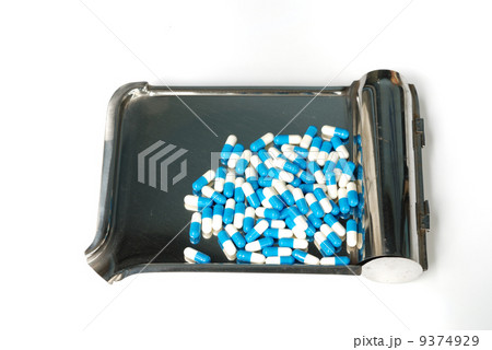 antibiotic capsule 9374929