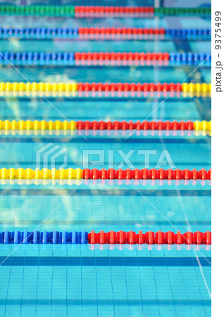 swimming pool 9375499