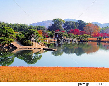 小春日和の岡山後楽園 9381172