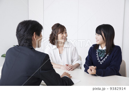 三者面談 9382914