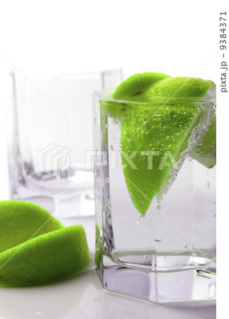 water with lime water with lime 9384371