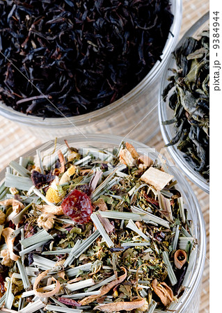 three kinds of dry tea in glasses three kinds of dry tea in glasses 9384944