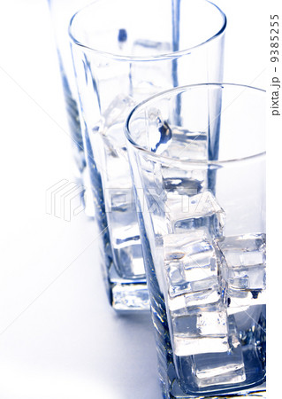 glasses with ice 9385255