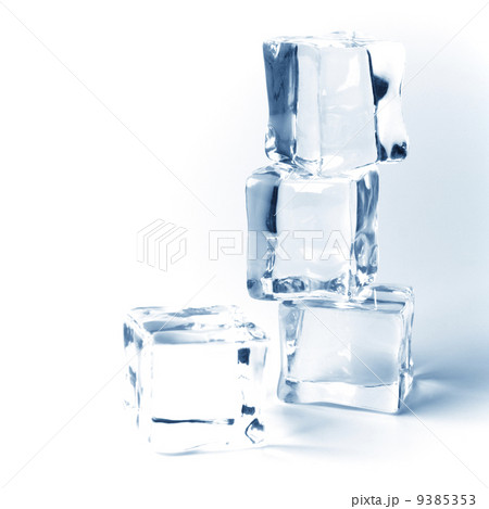 ice cubes ice cubes 9385353