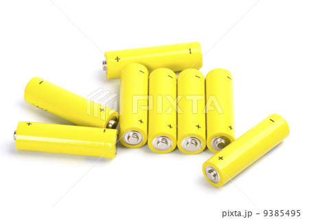 eight yellow alkaline batteries 9385495