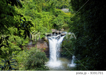 ヘウスワット滝 9391701