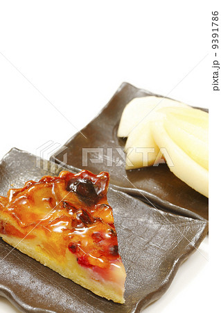 洋梨とフルーツタルト 洋梨とフルーツタルト 9391786