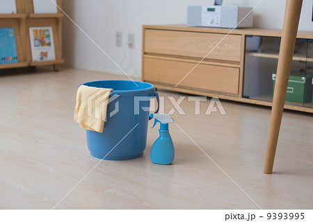 掃除中 9393995