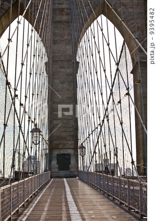 Brooklyn Bridge in New York 9395482