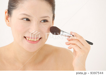 メイク・女性 9397544