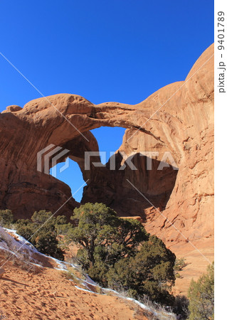 アーチーズ国立公園 9401789