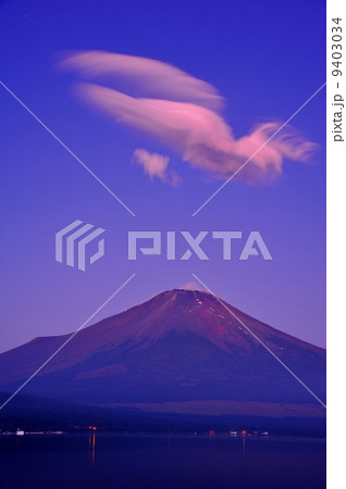 吊るし雲と富士山 吊るし雲と富士山 9403034