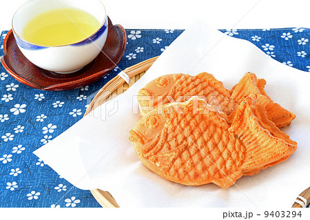 鯛焼きと日本茶 鯛焼きと日本茶 9403294