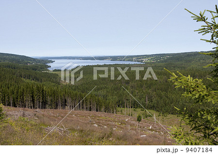 Lake Einavatnet (road 4, Oppland, Norway) 9407184