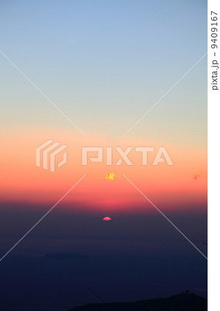 初日の出　伊豆スカイラインからの初島　熱海　2014年１月１日撮影 9409167