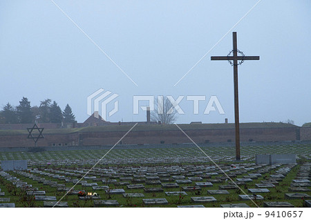 Terezin memorial 9410657