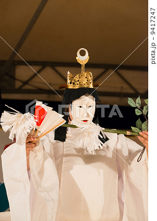 高知仁淀川町(によどがわ)池川神楽 高知城 秋のお城祭り 二の丸広場にて 2013.9 高知仁淀川町(によどがわ)池川神楽 高知城 秋のお城祭り 二の丸広場にて 2013.9 9417247