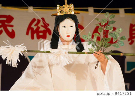 高知仁淀川町（によどがわ）池川神楽　高知城　秋のお城祭り　二の丸広場にて　２０１３．９ 9417251