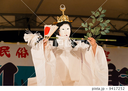 高知仁淀川町（によどがわ）池川神楽　高知城　秋のお城祭り　二の丸広場にて　２０１３．９ 9417252