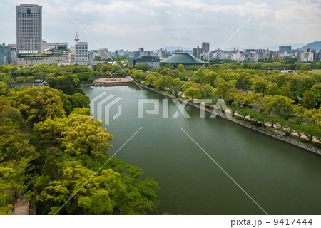 広島城　天守閣から望む広島市街 9417444