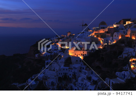 サントリーニ島イアの風景、ギリシア 9417741