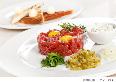 tasty tartare 9421343