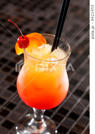 cocktail in the bar 9421455