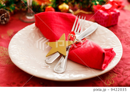 Christmas Table Setting 9422035