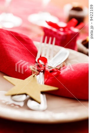 Christmas Table Setting Christmas Table Setting 9422109