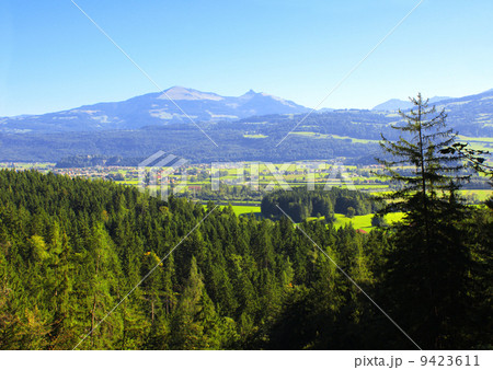 Alps in Tirol, Austria Alps in Tirol, Austria 9423611