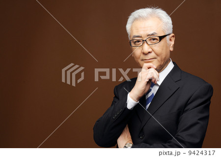 ビジネスマン・シニア 9424317