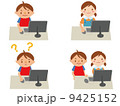 パソコンでインターネットを学ぶ男の子と女の子 9425152