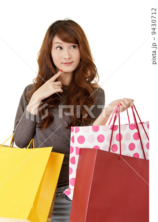 shopping woman shopping woman 9430712