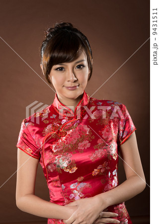 Attractive Chinese woman Attractive Chinese woman 9431511
