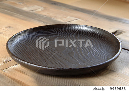 天然木塗りのお盆 9439688