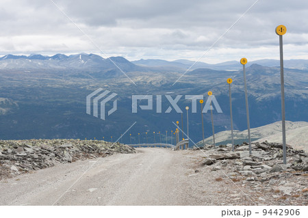 Dirt road on Blahoe mountain (Vaga, Oppland, Norway) 9442906