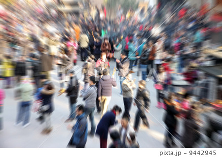 Crowd 9442945