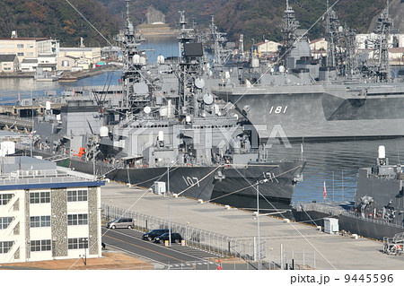 護衛艦「いかづち」「はたかぜ」の入港風景 護衛艦「いかづち」「はたかぜ」の入港風景 9445596