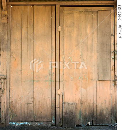Old wooden door 9446423