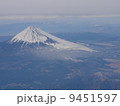 空の上から見た富士山 9451597