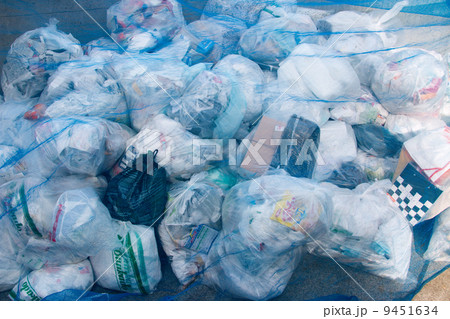 ゴミ捨て場 9451634
