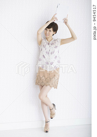 若い女性 9454517